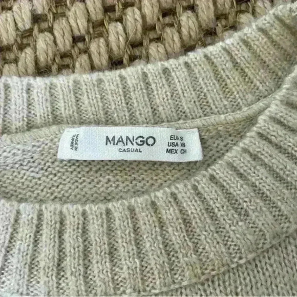 MANGO Flared Sleeves Boho Sweater Beige Cappuccino size XS - Picture 4 of 7